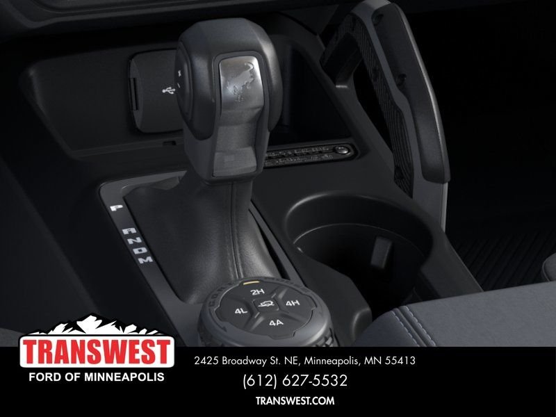 New 2025 Azure Gray Metallic Tri-Coat Ford Badlands® image 17