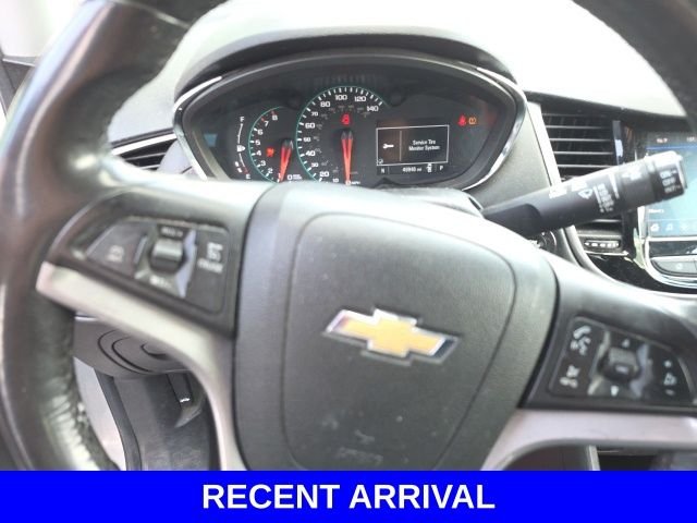 Used 2021 Silver Chevrolet LT image 13