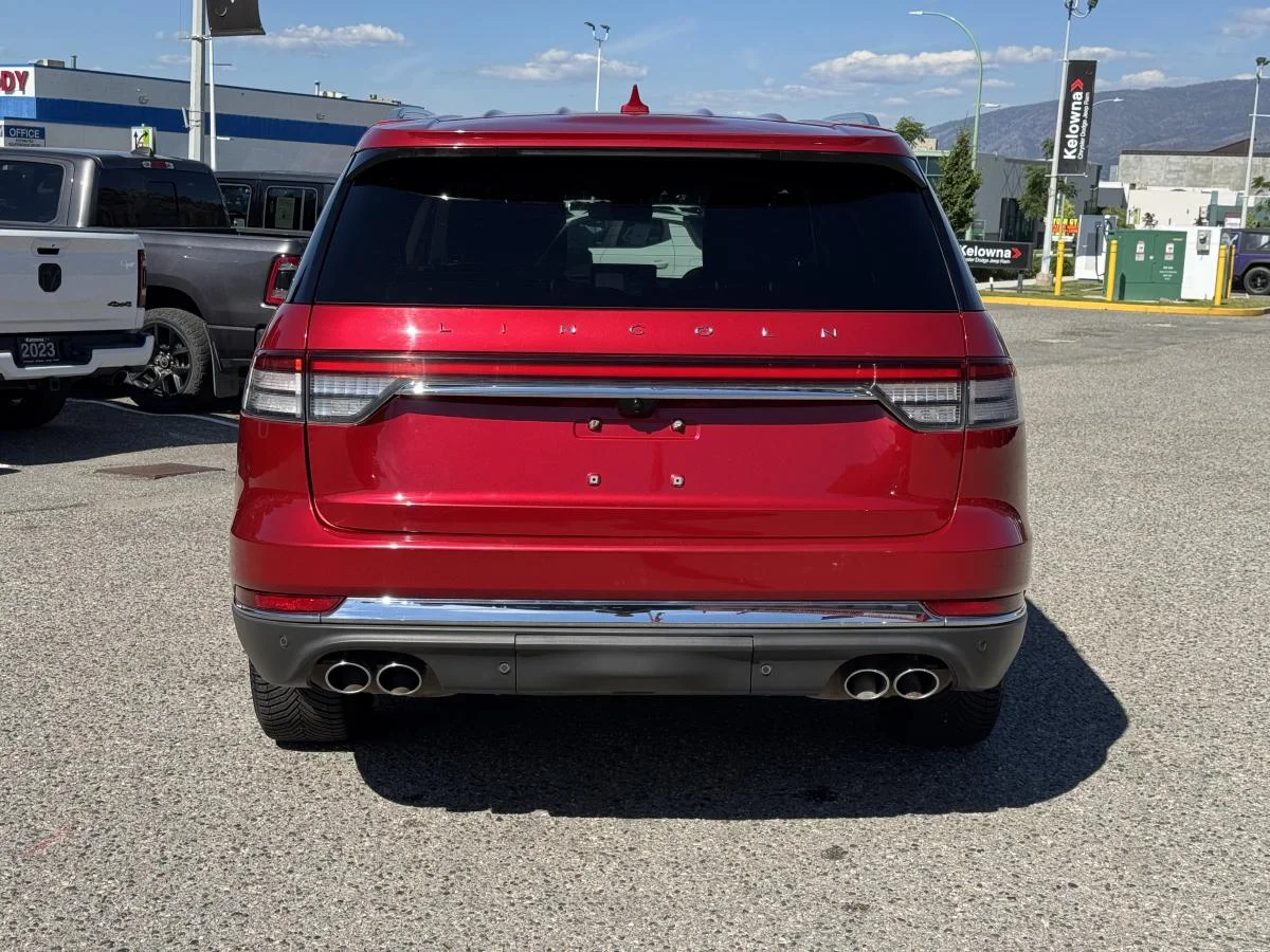 Used 2020 Red Lincoln Reserve Awd image 7