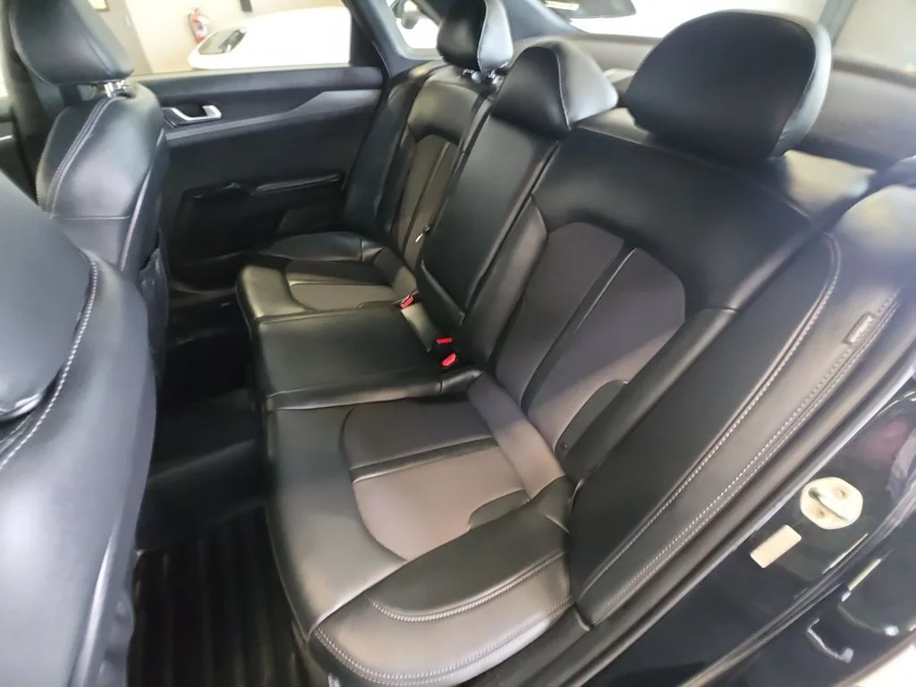 Used 2022 Black Kia GT-Line image 28