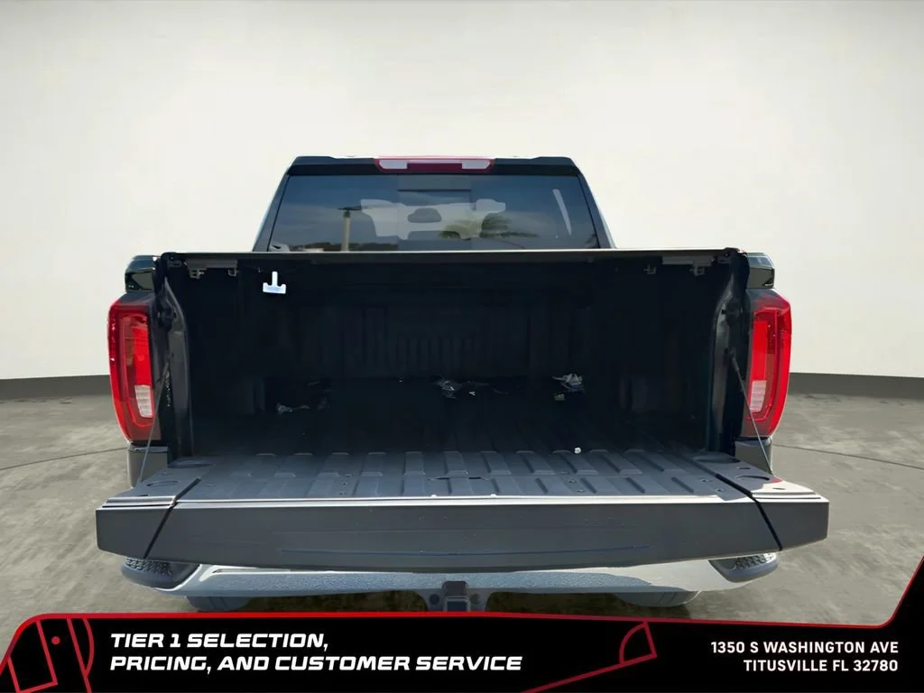 New 2026 Onyx Black GMC SLT image 8