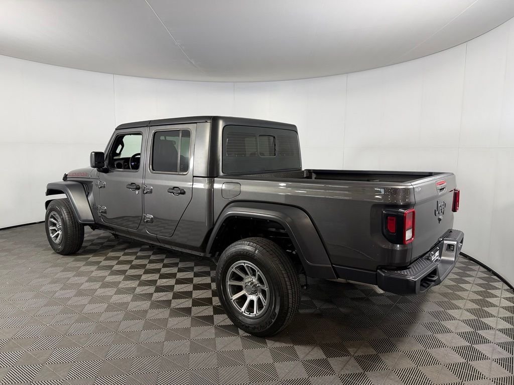 Certified Used 2024 Gray Jeep Sport image 9