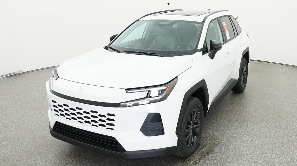 New 2026 Ice Cap Toyota XLE Premium image 21
