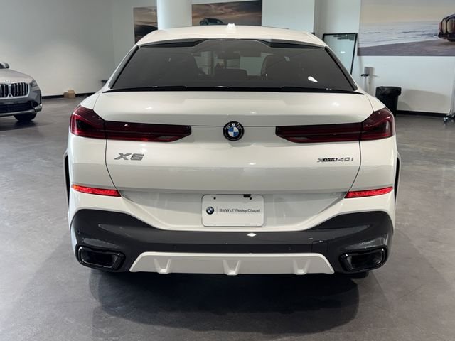 New 2027 Mineral White Metallic BMW xDrive40i image 6