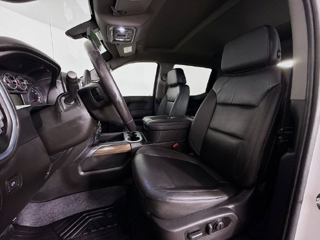 Used 2022 Iridescent Pearl Tricoat Chevrolet RST image 22