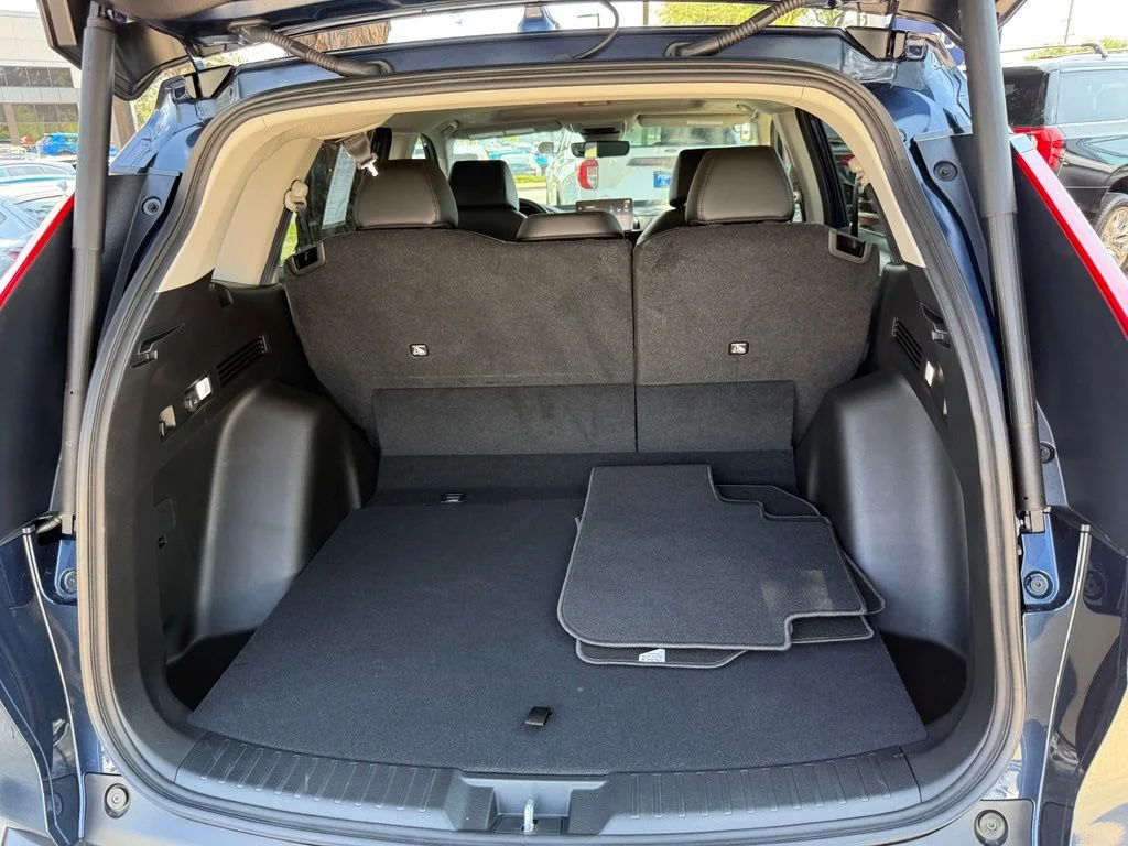 Certified Used 2026  Honda EX-L image 18