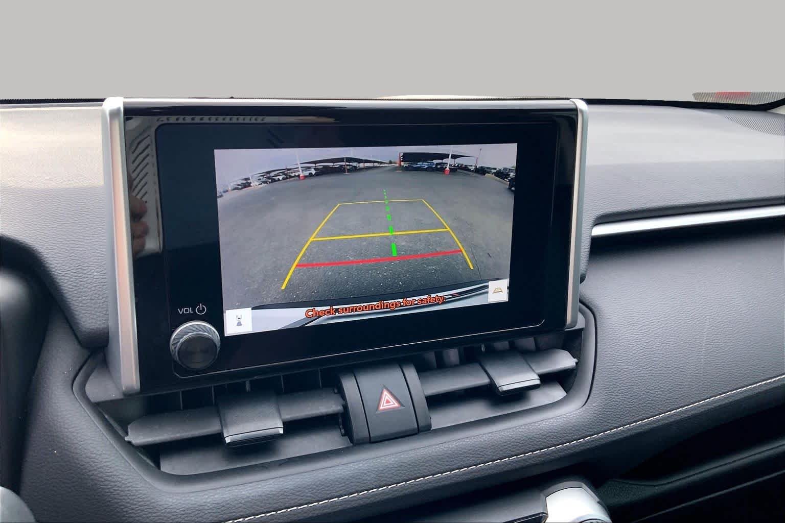 Used 2023 Ice Cap Toyota XLE image 27