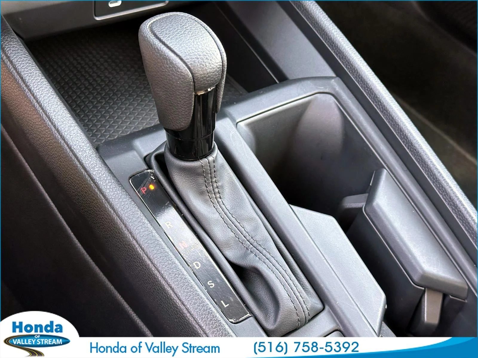 Certified Used 2025 Platinum White Pearl Honda SE image 25