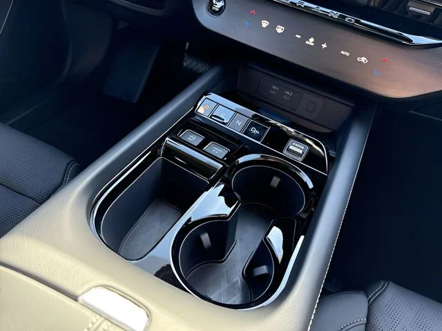 New 2026 Scarlet Ember Tintcoat Nissan Platinum image 10