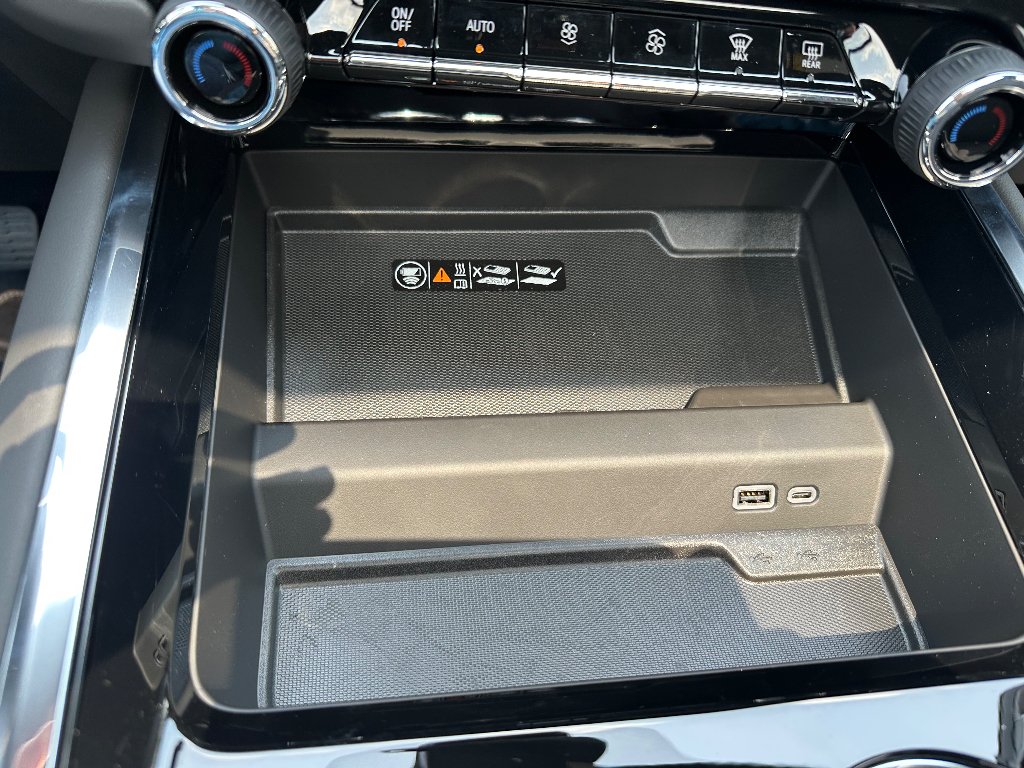 2026 Chevrolet Tahoe RST - Photo 25