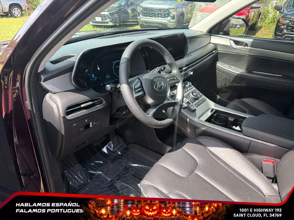 Used 2024  Hyundai SEL 8P image 13