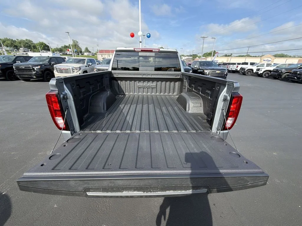 New 2026 Sterling Metallic GMC Elevation image 30