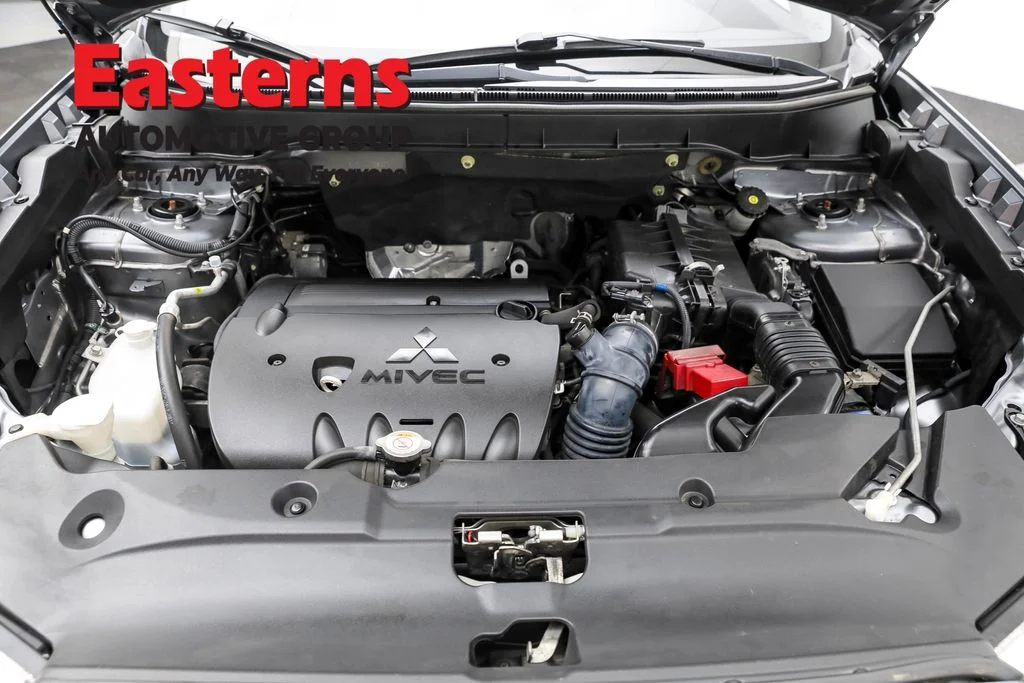 Used 2021 Blue Ford SE image 51