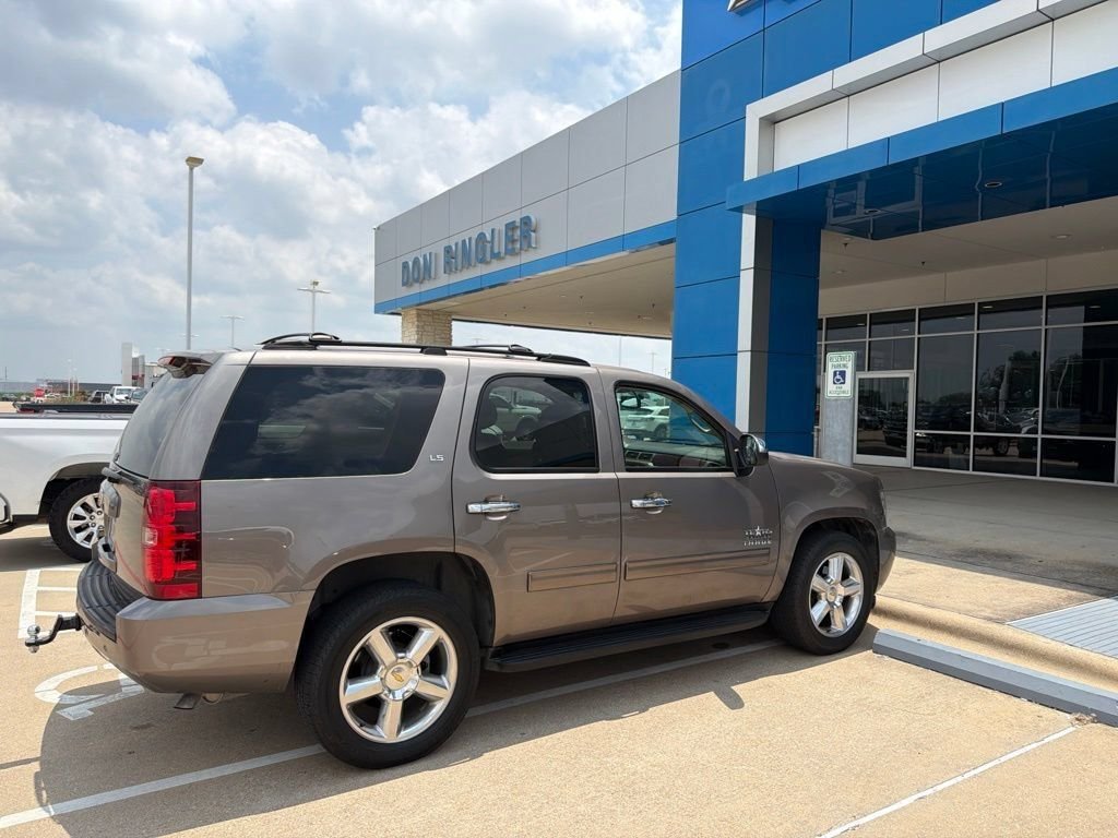 Used 2013 Gray Chevrolet LS image 2