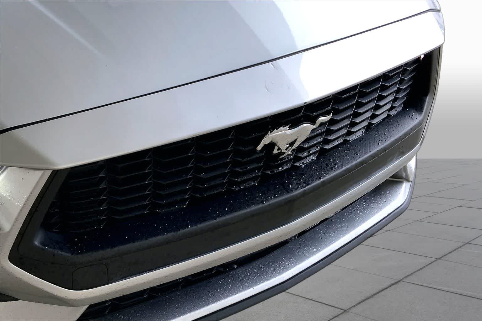 Used 2024 Iconic Silver Ford EcoBoost Premium image 28