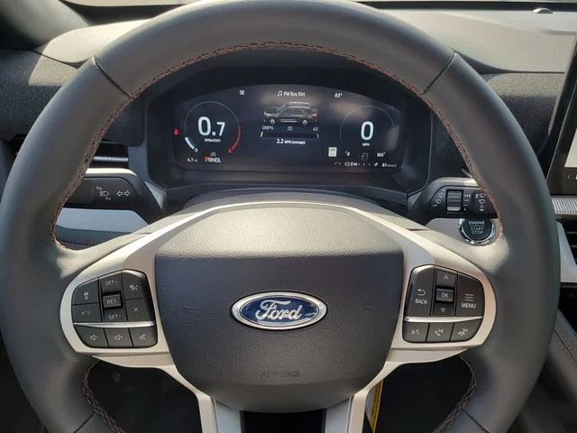 New 2027 Black Metallic Ford Active image 31
