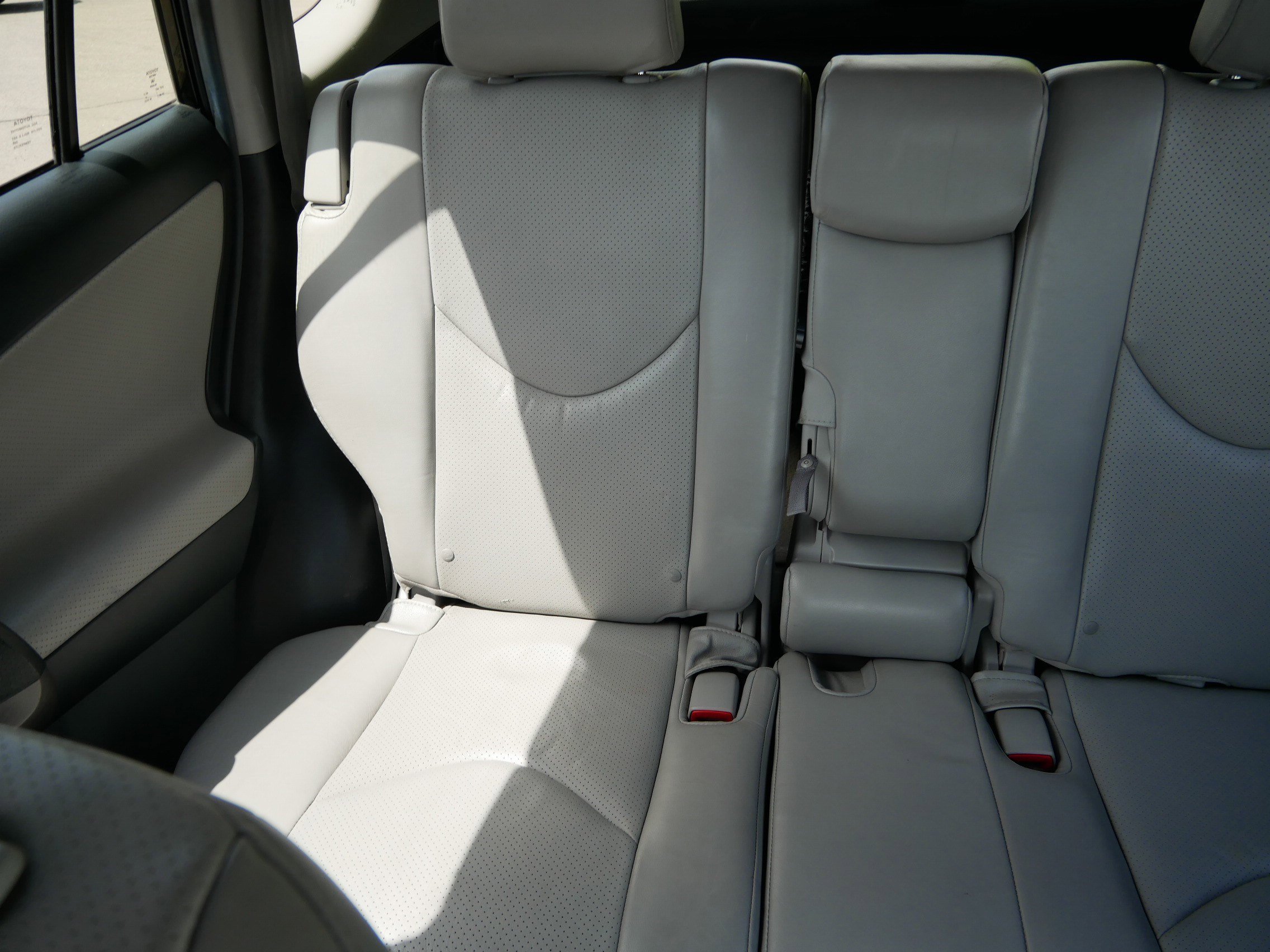 Used 2012 Black Toyota Limited image 12
