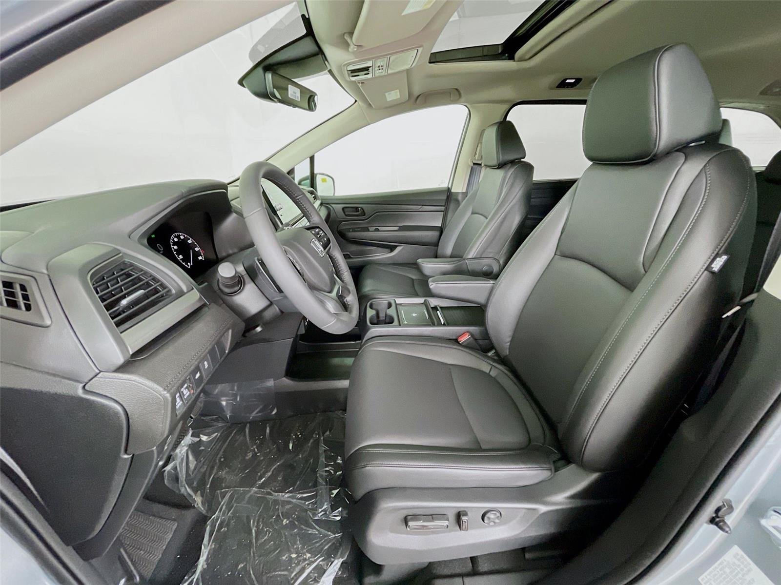 2026 Honda Odyssey EX-L - Photo 17