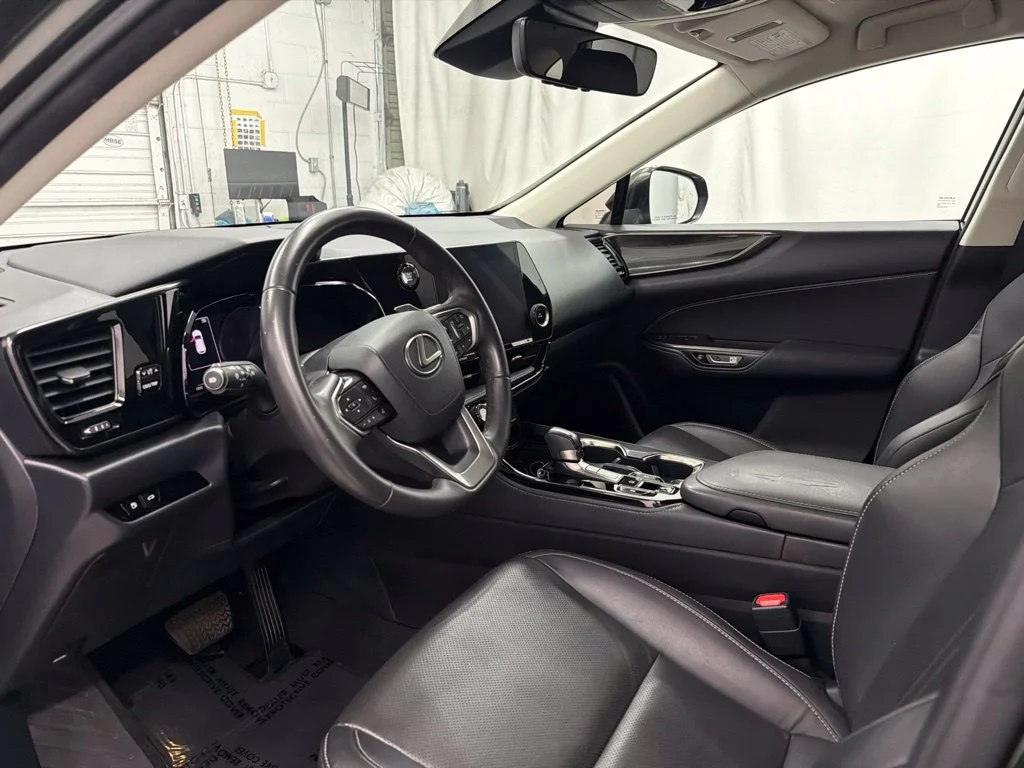 Used 2022 Green Lexus 250 Base image 15