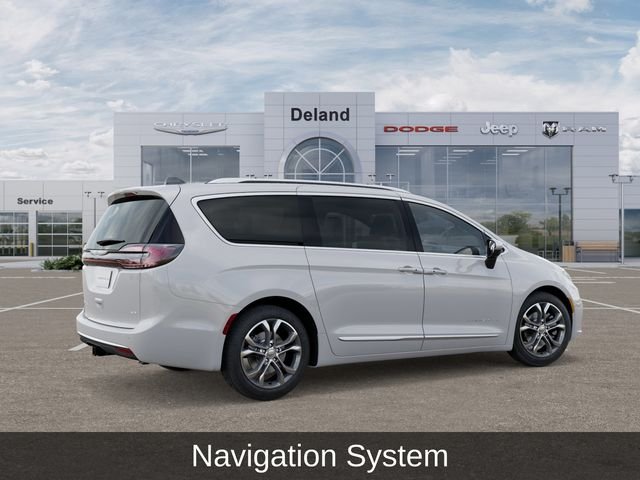New 2026 Bright White Clear-Coat Exterior Paint Chrysler Pinnacle image 4