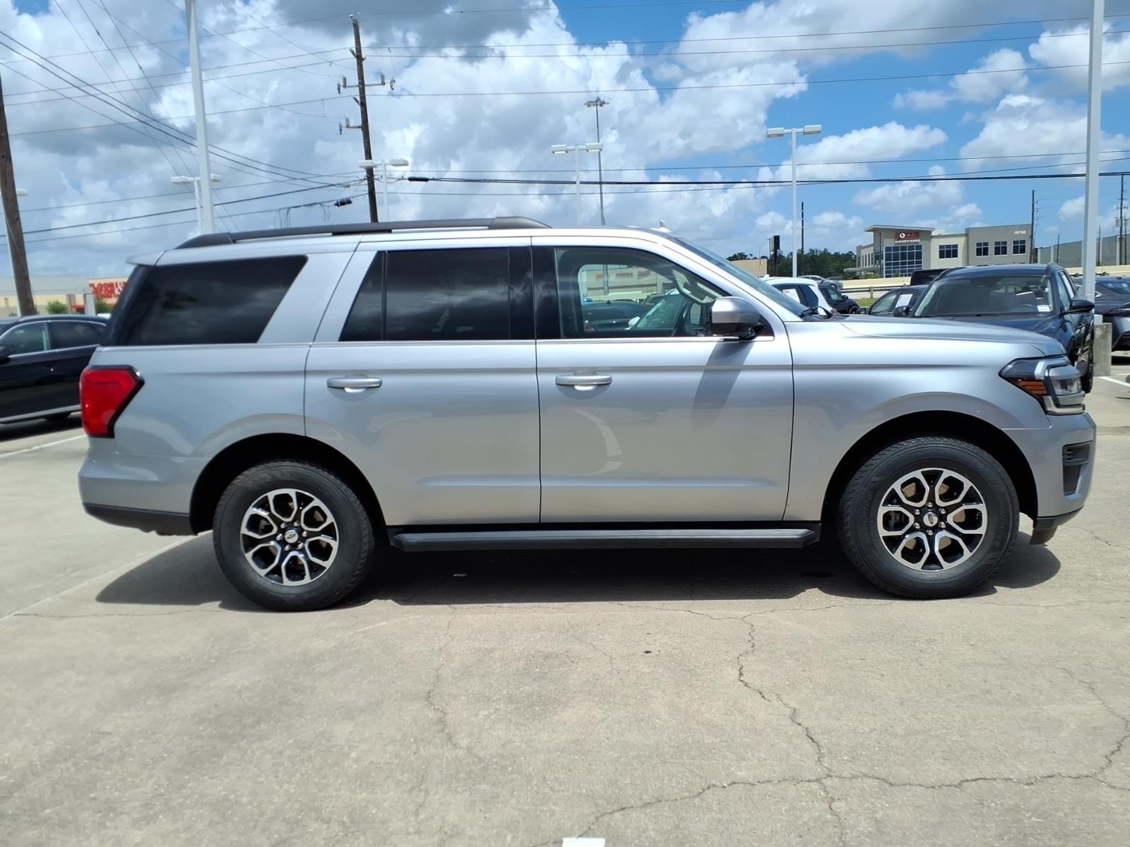 2024 Ford Expedition XLT - 3