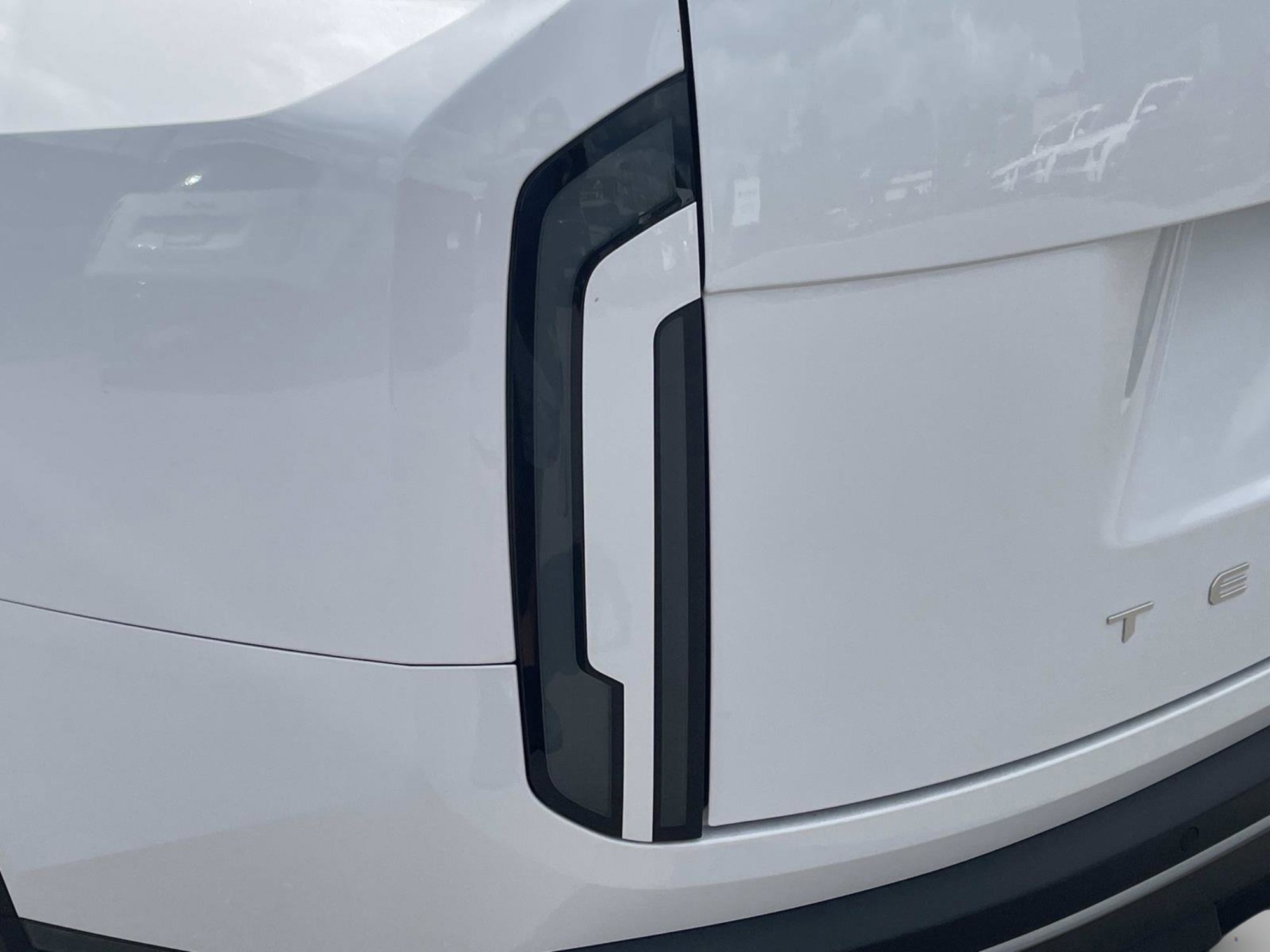 New 2027 Glacial White Pearl Kia S image 39