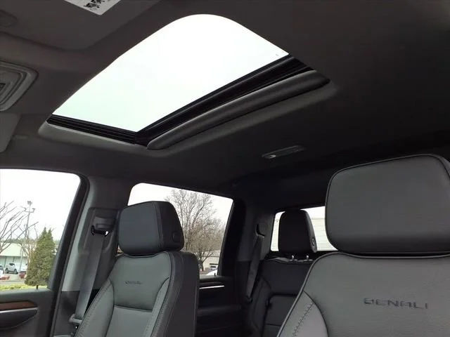 2026 GMC Sierra 2500HD Denali - Photo 17