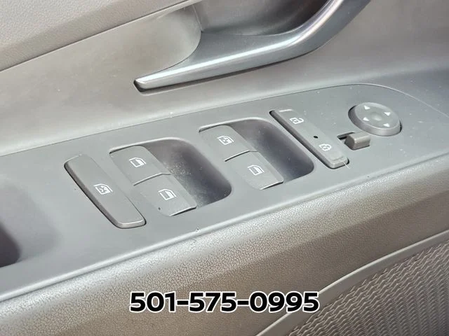 Used 2023 Silver Hyundai SEL image 30