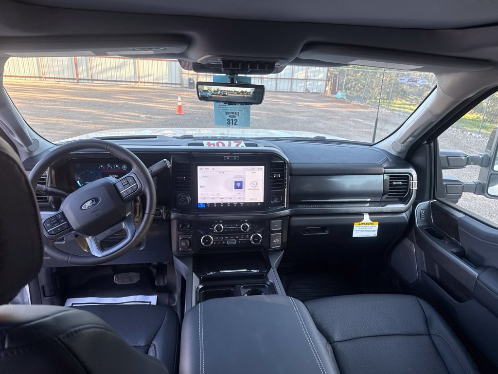 New 2027 White Ford Lariat image 11