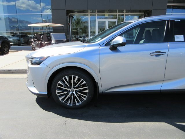 New 2026 Iridium Lexus PREMIUM PLUS image 9
