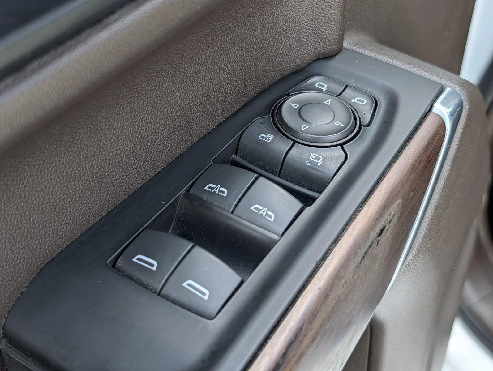Used 2019 SUMMIT WHITE GMC SLT image 14