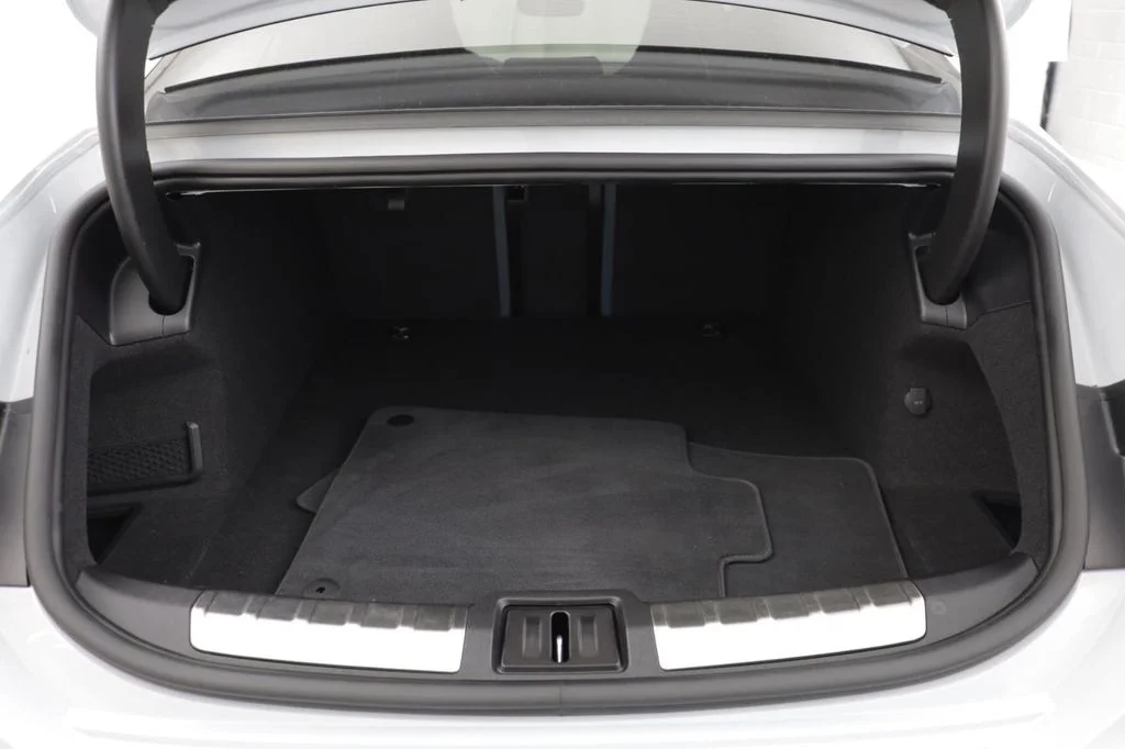 Used 2024 Suzuka Gray Metallic Audi Prestige image 20