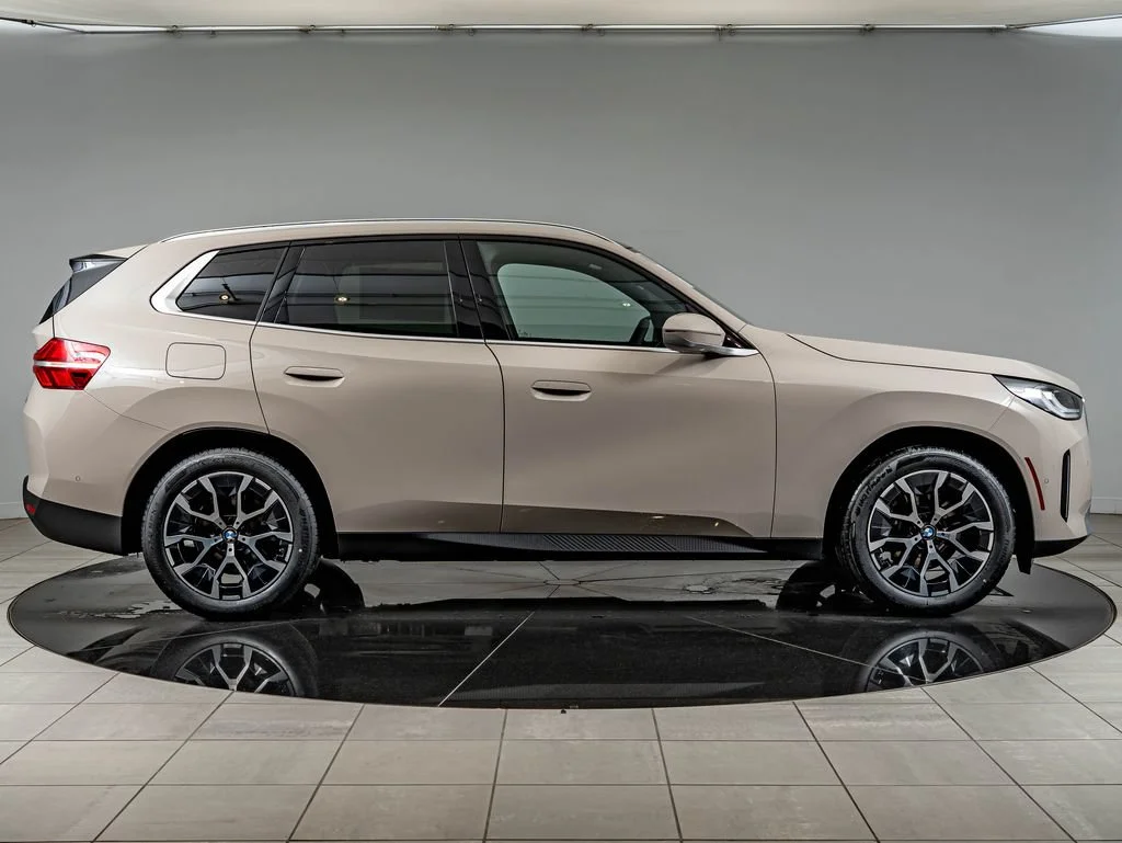 New 2026 Dune Grey Metallic BMW 30 xDrive image 4