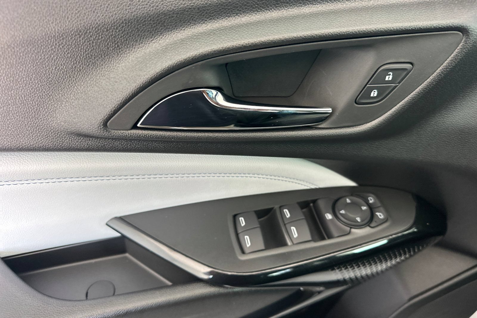 New 2026 Summit White Chevrolet LT image 11