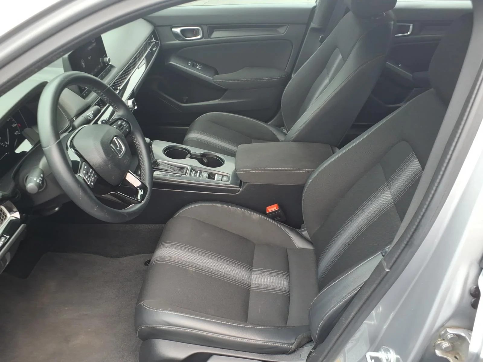 Used 2023 Lunar Silver Metallic Honda 2.0L 4D SPORT image 8