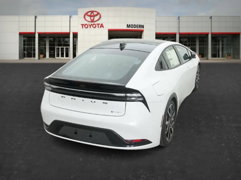 New 2026 Wind Chill Pearl Toyota XSE Premium image 19