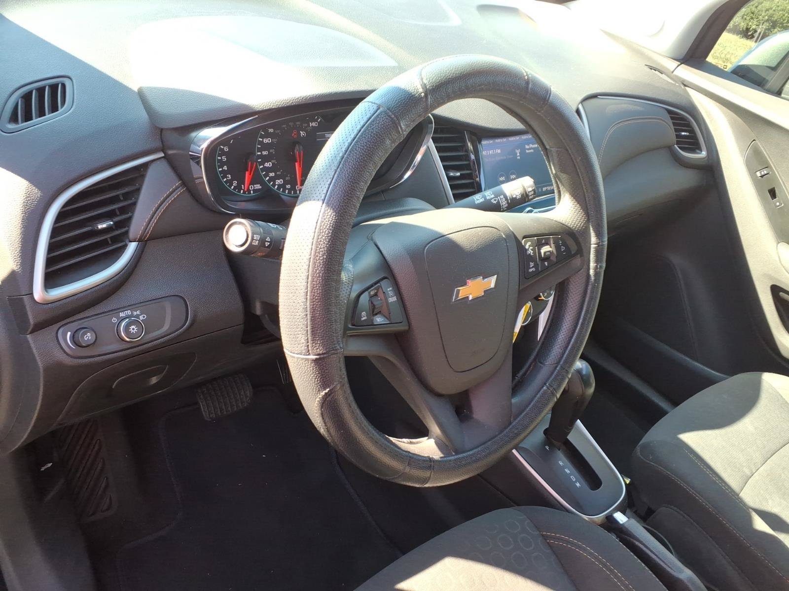 Used 2020 NIGHTFALL GRAY METALLIC Chevrolet LS image 8