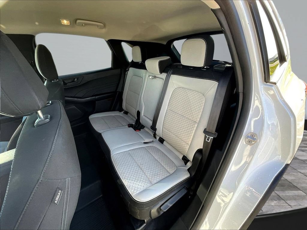 2023 Ford Escape 24