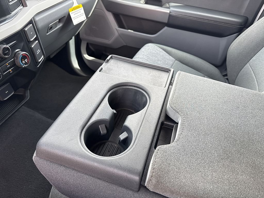 Used 2025 Oxford White Ford XLT image 25