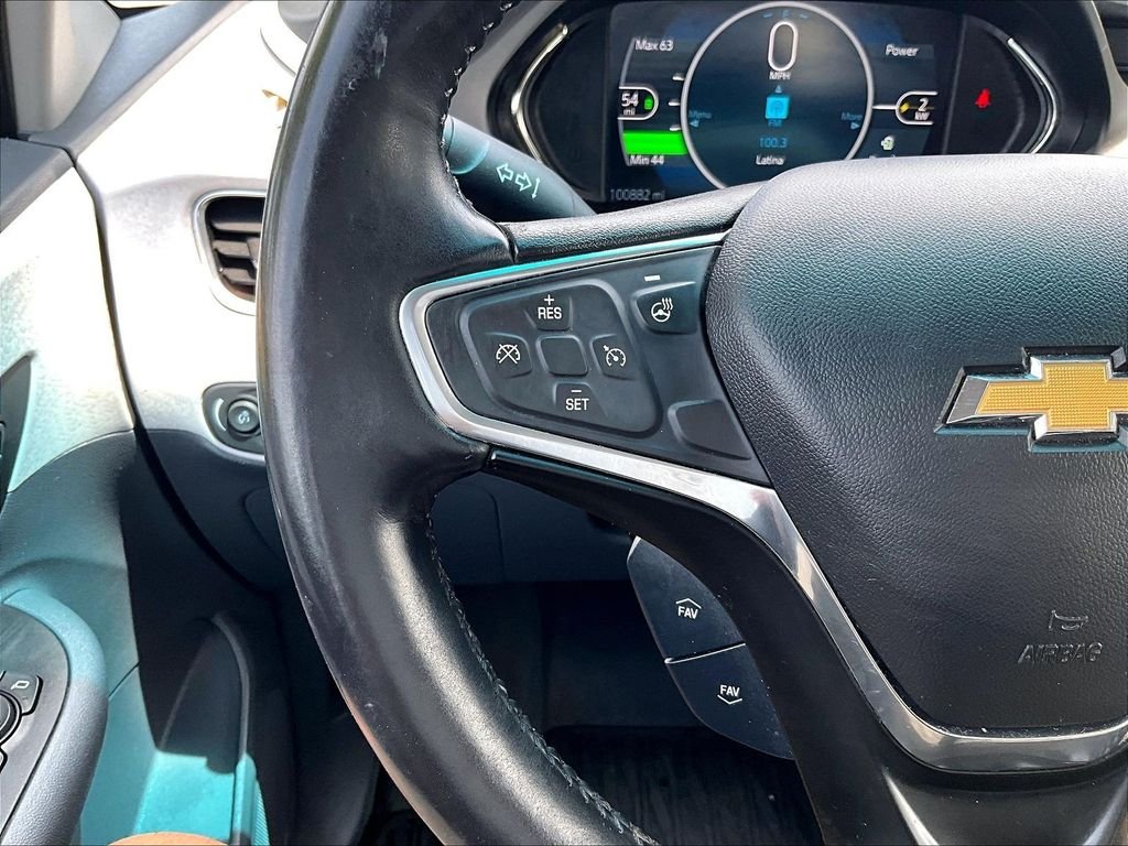 Used 2017 White Chevrolet LT image 22