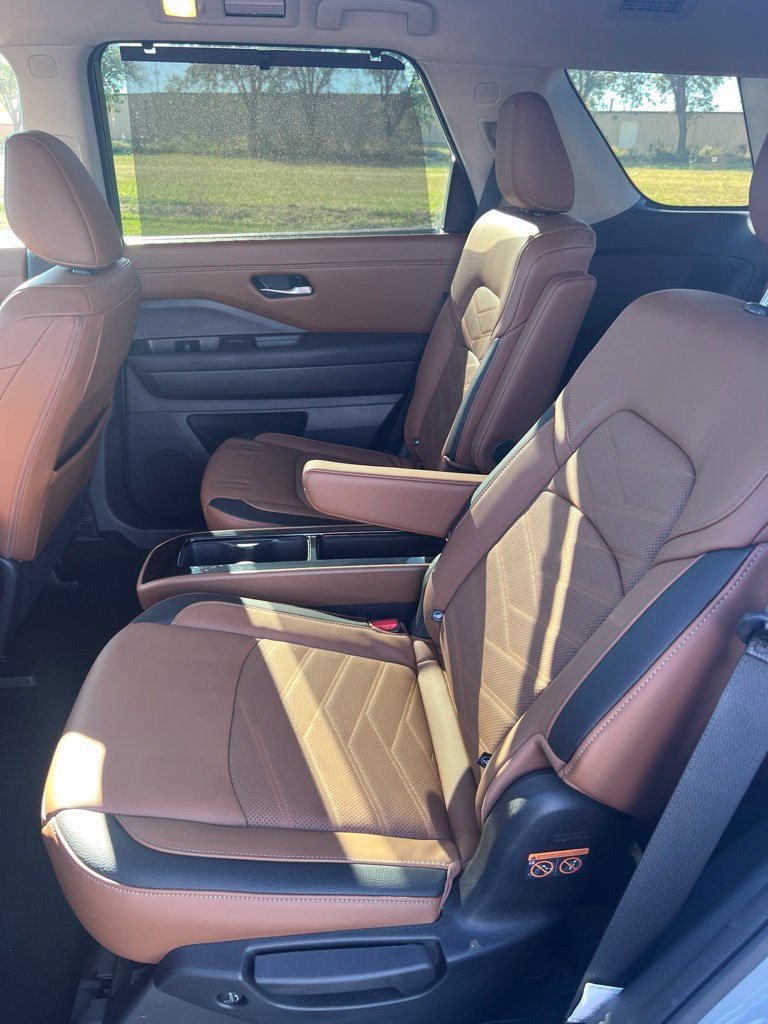 Certified Used 2025 Boulder Gray Nissan Platinum image 10