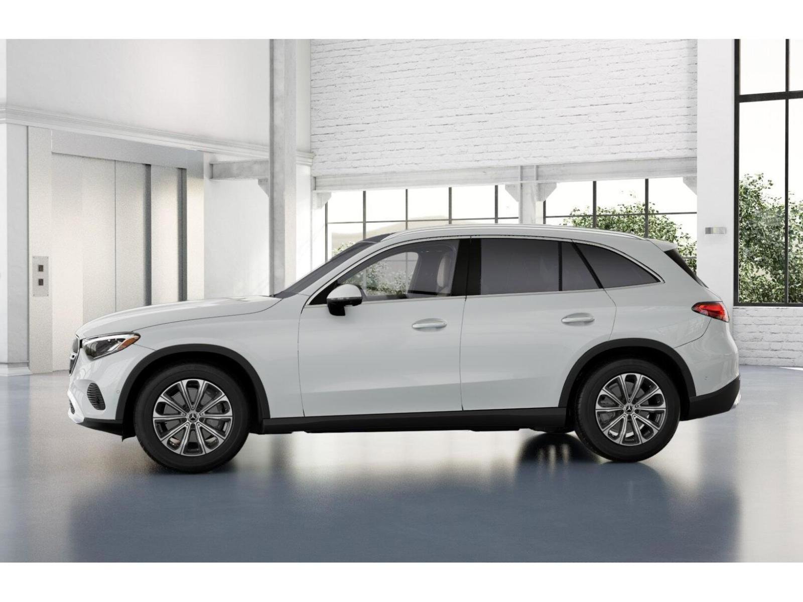 New 2026 MANUFAKTUR Moonlight White Metallic Mercedes-Benz GLC 300 4MATIC® SUV image 35