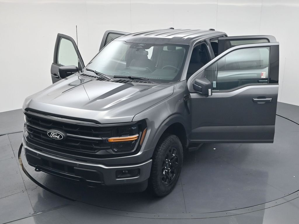 New 2026 Carbonized Gray Metallic Ford XLT image 44