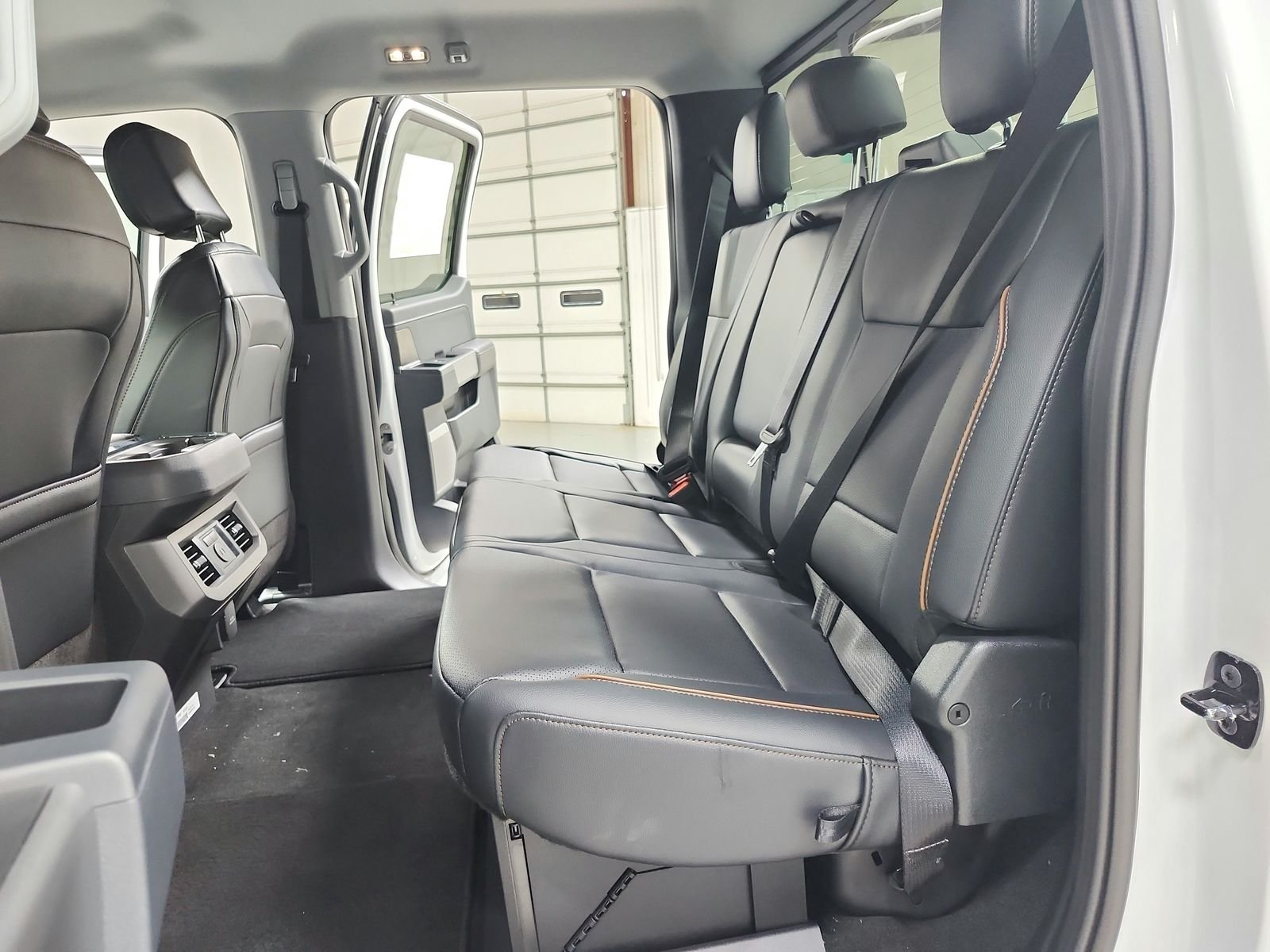 New 2026 Oxford White Ford F-250® Lariat® image 34