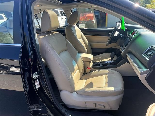 Used 2017 Black Subaru 2.5i image 7