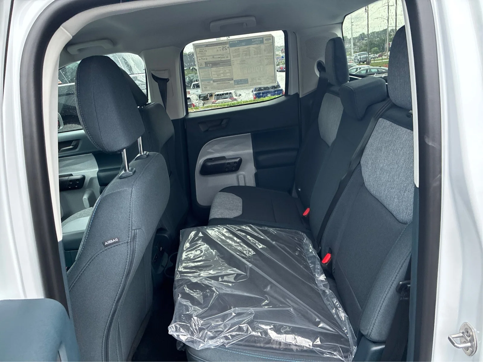 New 2026 Oxford White Ford XLT image 10