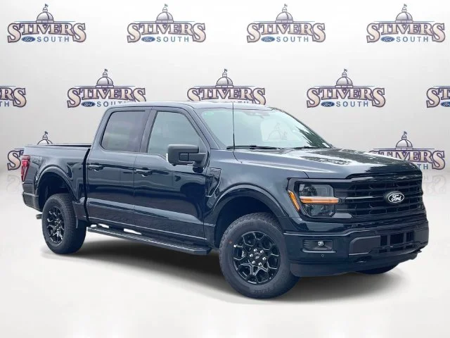 New 2026 Blue Ford XLT image 1