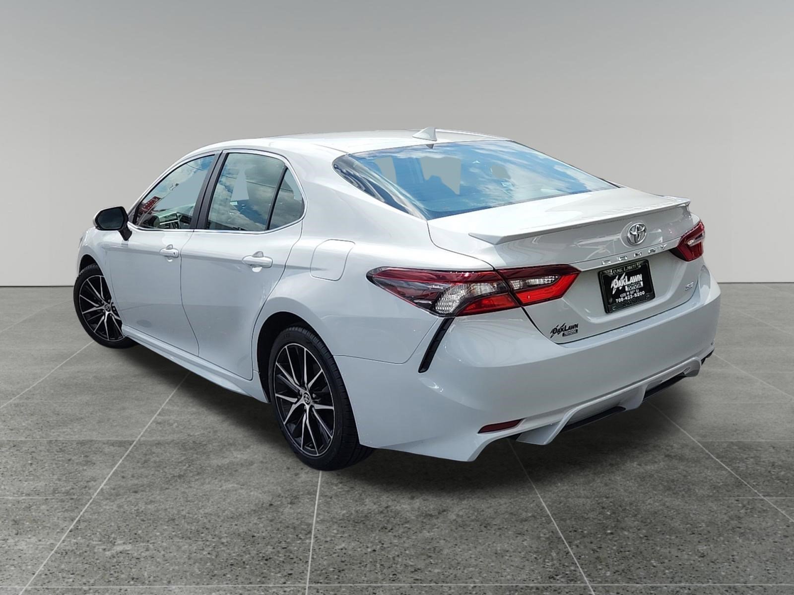 Certified Used 2024 Ice Edge Toyota SE image 5