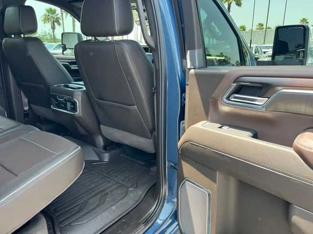 Used 2024 Downpour Metallic GMC Denali image 17