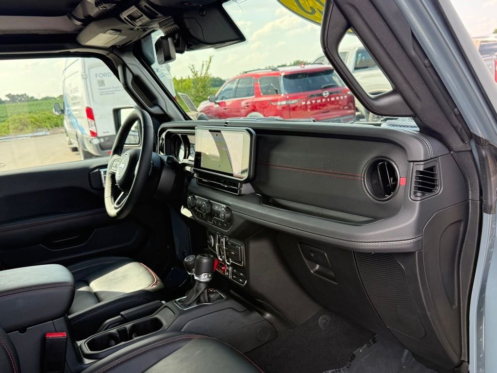 Used 2025 Gray Jeep Rubicon image 16